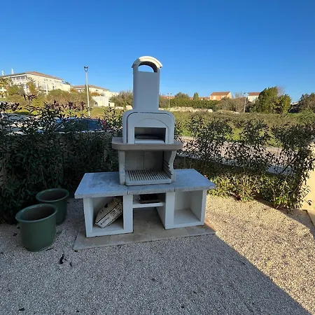 Piscine A Pied 6 Personnes Farandole فيلة